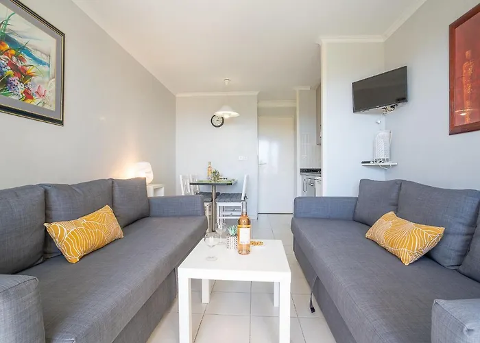 Апартаменты L'esquinade P1 111 By Interhome