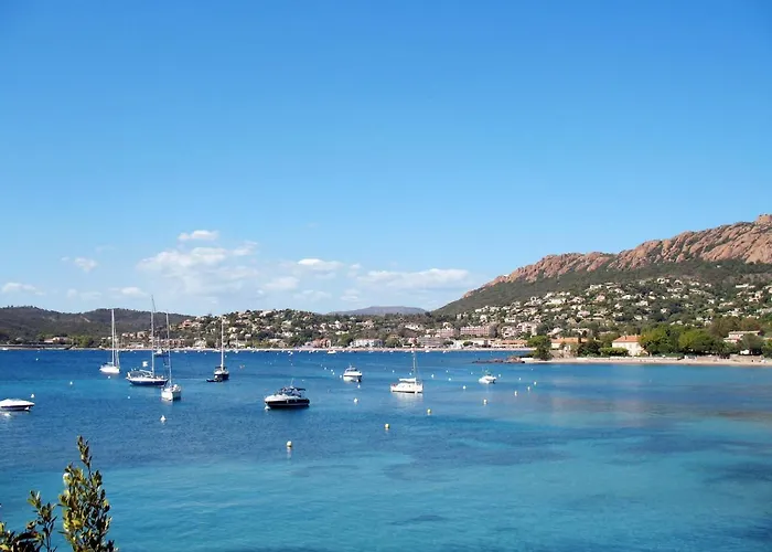 L'esquinade P1 111 By Interhome * Сен-Рафаэль